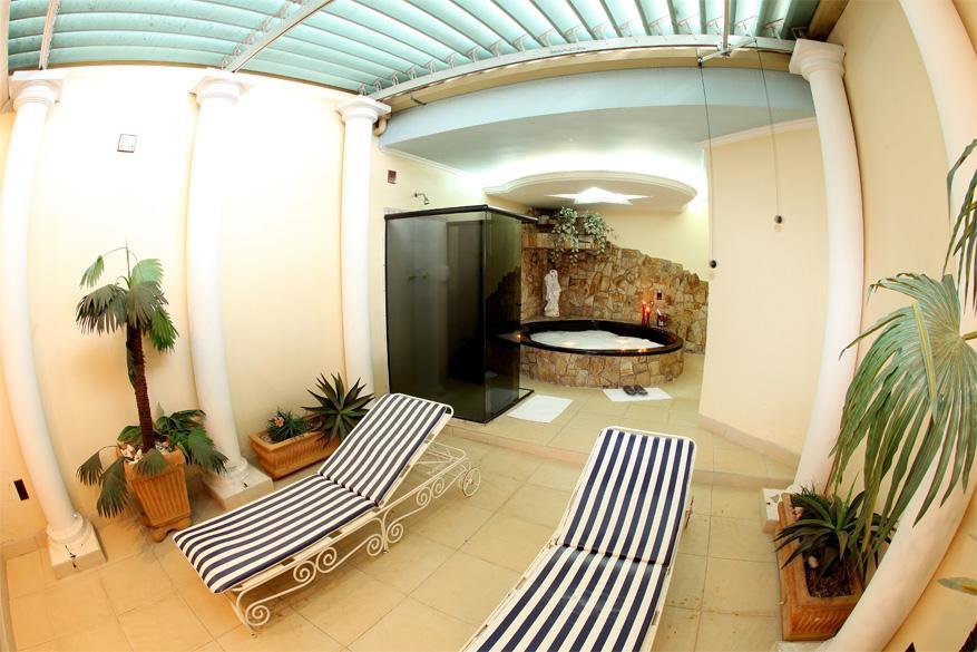 Hotel & Motel Le Baron (Adults Only) Pôrto Ferreira Zewnętrze zdjęcie